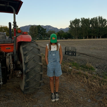 Peach Days - Kelly Green